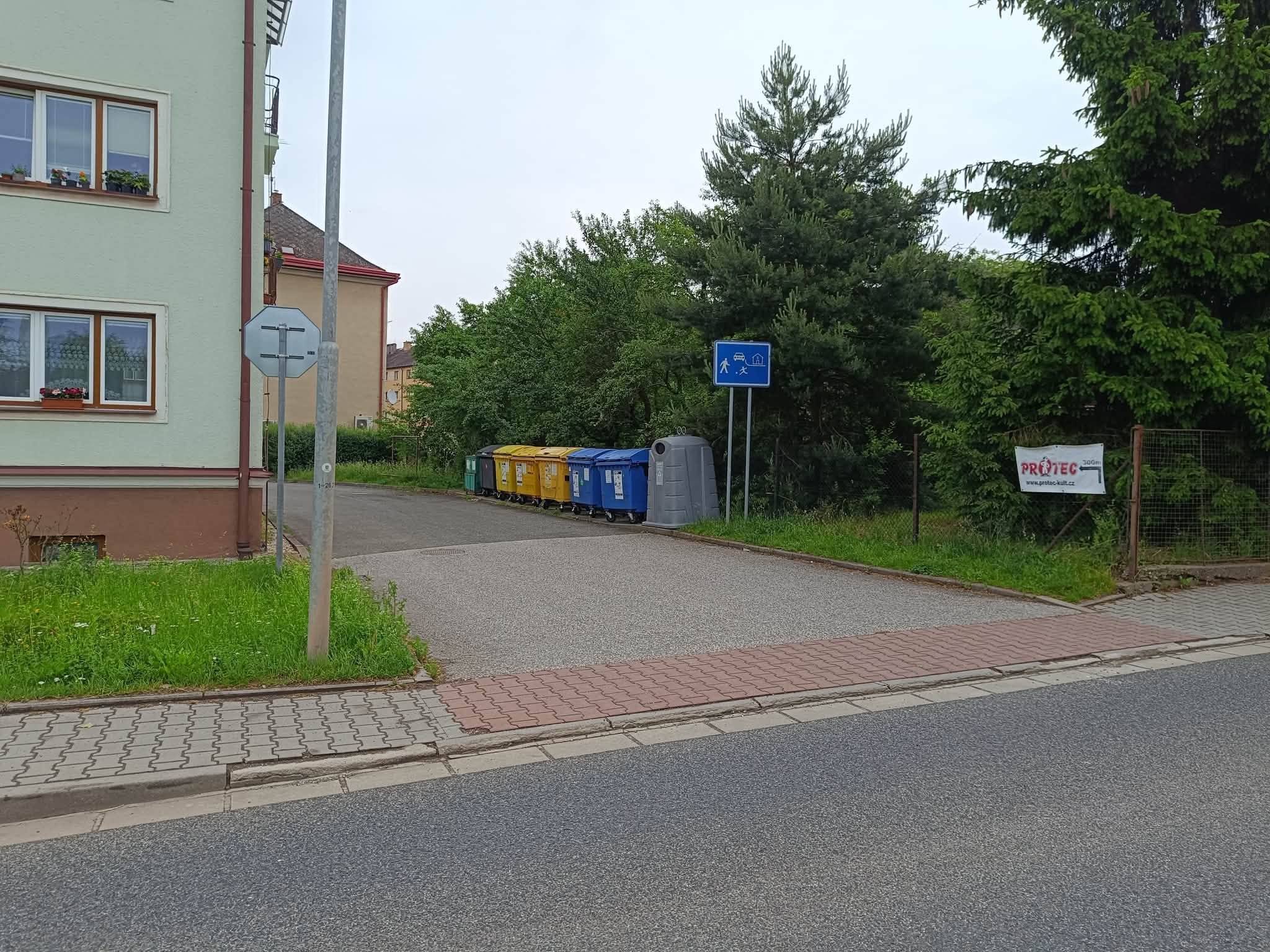 Čtvrtá fotografie z aktuality o odpadkovém sběru